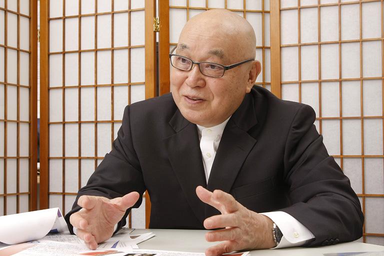 西堀博士　顔写真